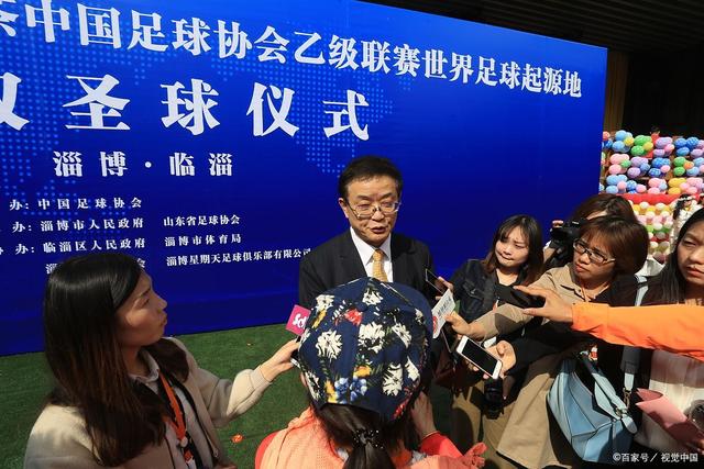干货！易建联亲自示范内线卡位要球 抢占位置+对抗控重心