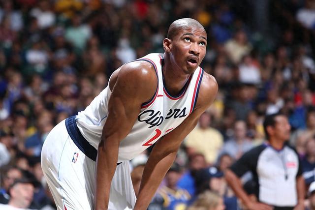 杨晨谈青训人才流失：目前基层教练培训不完善