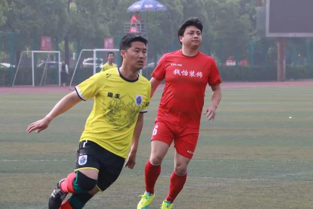 欧冠-费兰托雷斯吉乌破门 巴萨2-3安特卫普