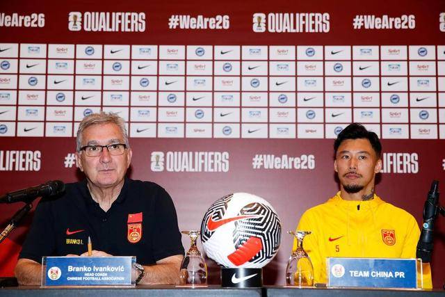 13记三分！克莱蒙斯轰下55分 新疆队史第三人